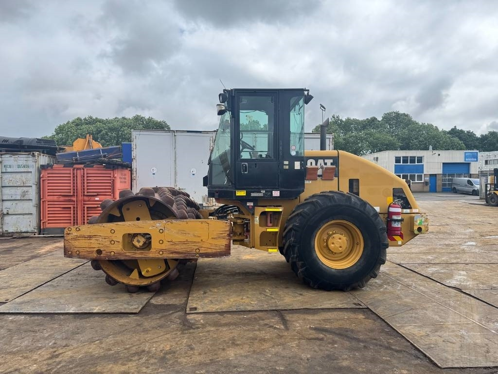 CAT CP 533 E - Οδοστρωτήρες: φωτογραφία 1 CAT CP 533 E - Οδοστρωτήρες: φωτογραφία 1