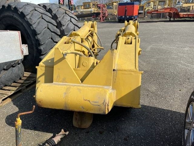 CAT D 8 R Ripper - Νύχι για Κατασκευή μηχανήματα: φωτογραφία 2 CAT D 8 R Ripper - Νύχι για Κατασκευή μηχανήματα: φωτογραφία 2