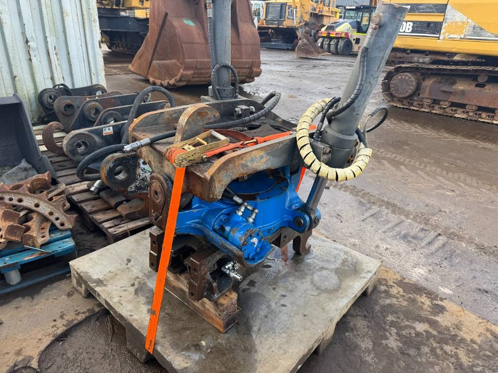 SMP rotortilt from 15tons machine - Σύστημα tiltrotator: φωτογραφία 1 SMP rotortilt from 15tons machine - Σύστημα tiltrotator: φωτογραφία 1