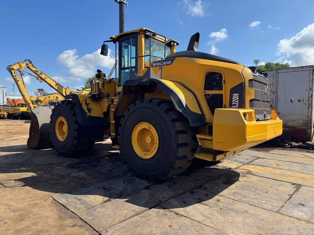 Volvo L 220 H ( WITH NEW TYRES ) - Ελαστιχοφόρος φορτωτής: φωτογραφία 3 Volvo L 220 H ( WITH NEW TYRES ) - Ελαστιχοφόρος φορτωτής: φωτογραφία 3