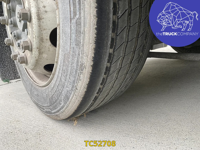 Iveco Stralis - Φορτηγό μουσαμάς: φωτογραφία 3 Iveco Stralis - Φορτηγό μουσαμάς: φωτογραφία 3