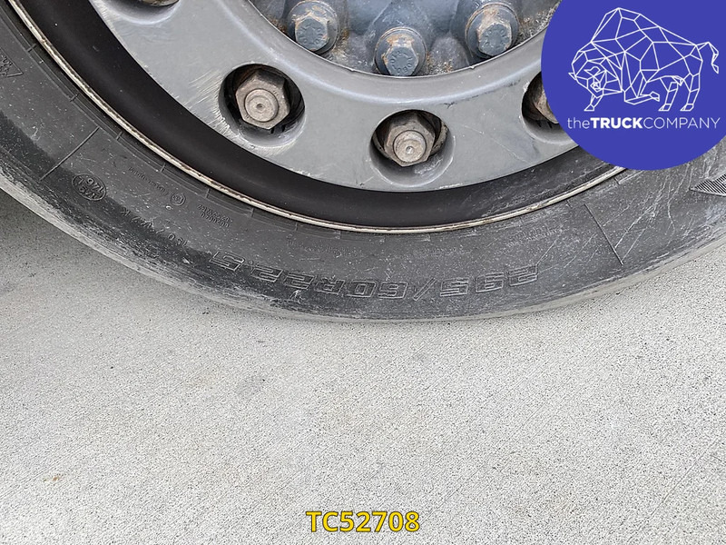 Iveco Stralis - Φορτηγό μουσαμάς: φωτογραφία 4 Iveco Stralis - Φορτηγό μουσαμάς: φωτογραφία 4