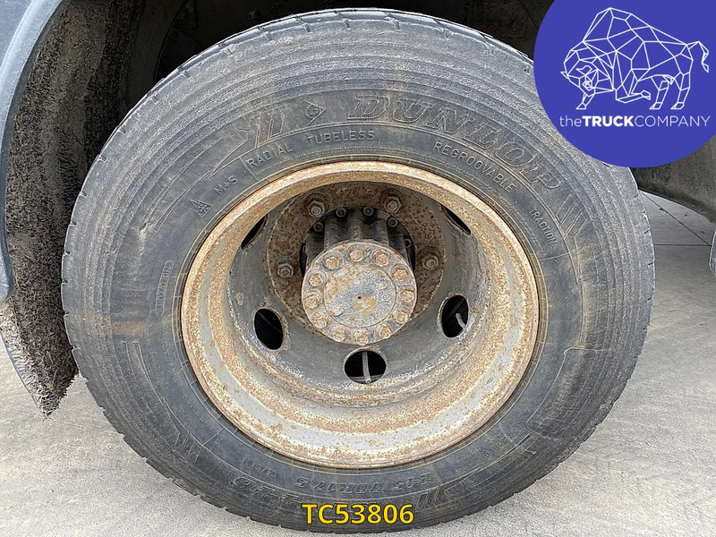 MAN L 2000 12.220 - Φορτηγό βυτιοφόρο: φωτογραφία 4 MAN L 2000 12.220 - Φορτηγό βυτιοφόρο: φωτογραφία 4