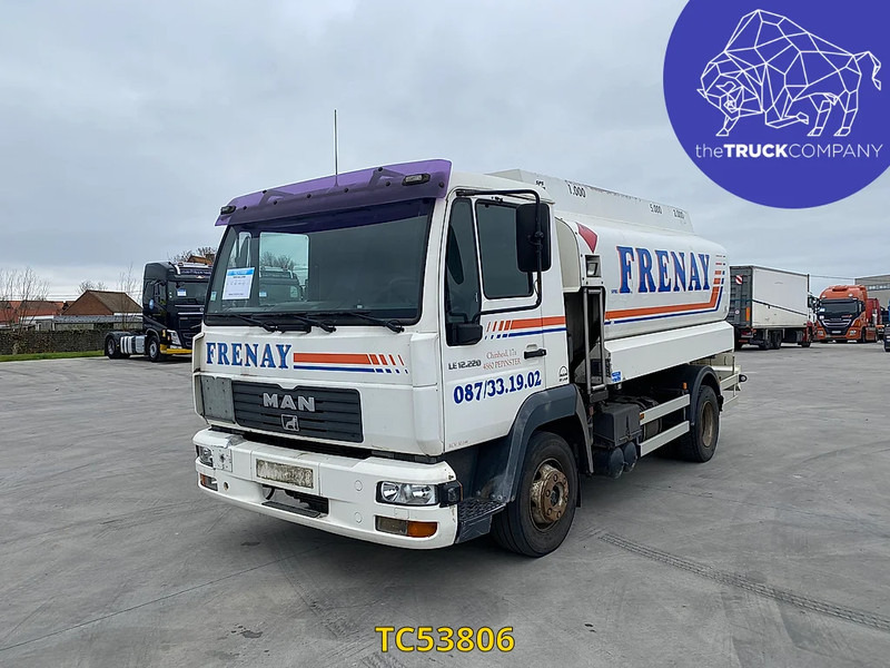 MAN L 2000 12.220 - Φορτηγό βυτιοφόρο: φωτογραφία 1 MAN L 2000 12.220 - Φορτηγό βυτιοφόρο: φωτογραφία 1
