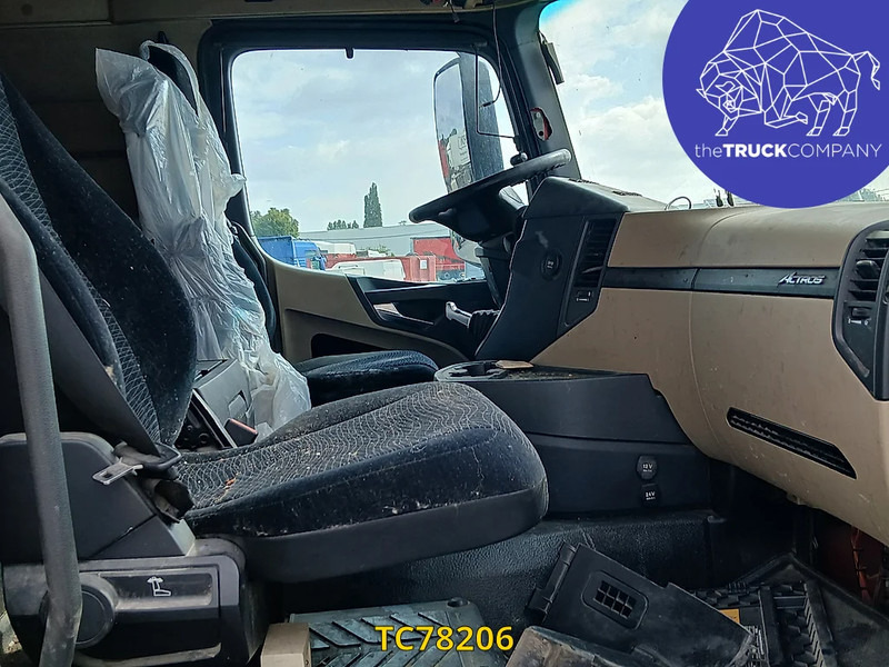 Τράκτορας Mercedes-Benz Actros 1842: φωτογραφία 9 Τράκτορας Mercedes-Benz Actros 1842: φωτογραφία 9