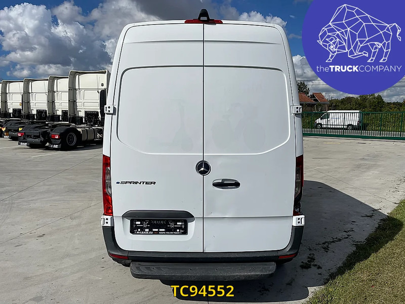 Mercedes-Benz E-Sprinter L2H2 41 kWh - Βαν, Ηλεκτρικό van: φωτογραφία 4 Mercedes-Benz E-Sprinter L2H2 41 kWh - Βαν, Ηλεκτρικό van: φωτογραφία 4