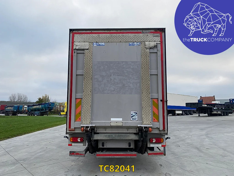 Renault Midlum 210 - Φορτηγό κόφα: φωτογραφία 3 Renault Midlum 210 - Φορτηγό κόφα: φωτογραφία 3