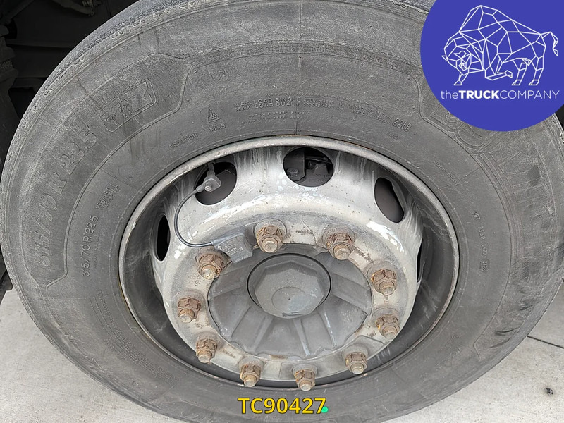 Τράκτορας Renault T 440: φωτογραφία 13 Τράκτορας Renault T 440: φωτογραφία 13