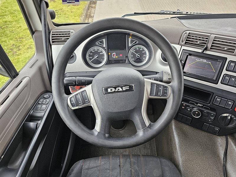 Interior photo 2: Μίσθωση DAF CF 320 Dhollandia 2 ton DAF CF 320 Dhollandia 2 ton