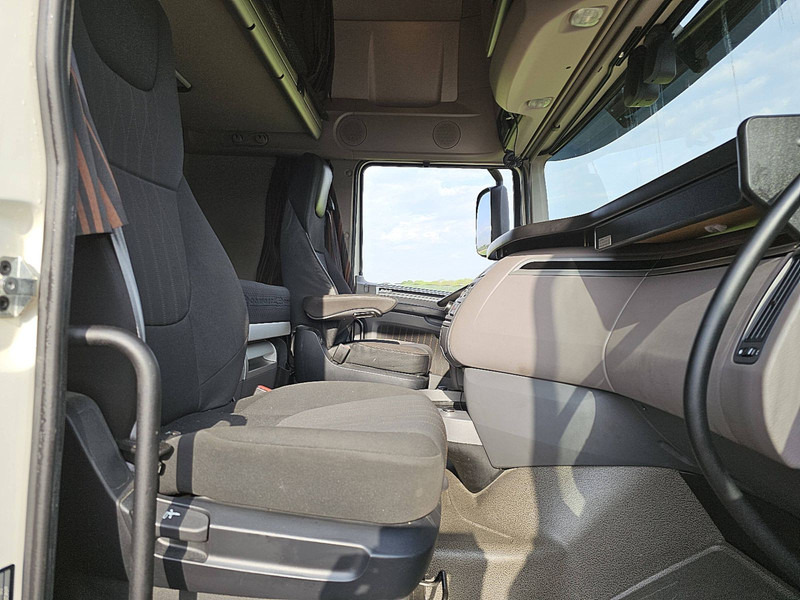 Φορτηγό σασί DAF XF 480 SSC 6X2 FAR: φωτογραφία 7