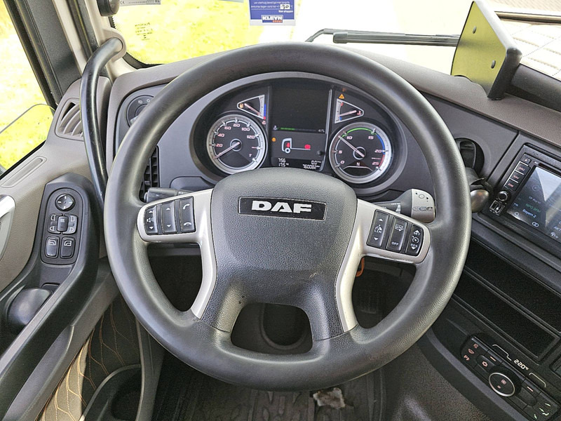 Φορτηγό σασί DAF XF 480 SSC 6X2 FAR: φωτογραφία 11