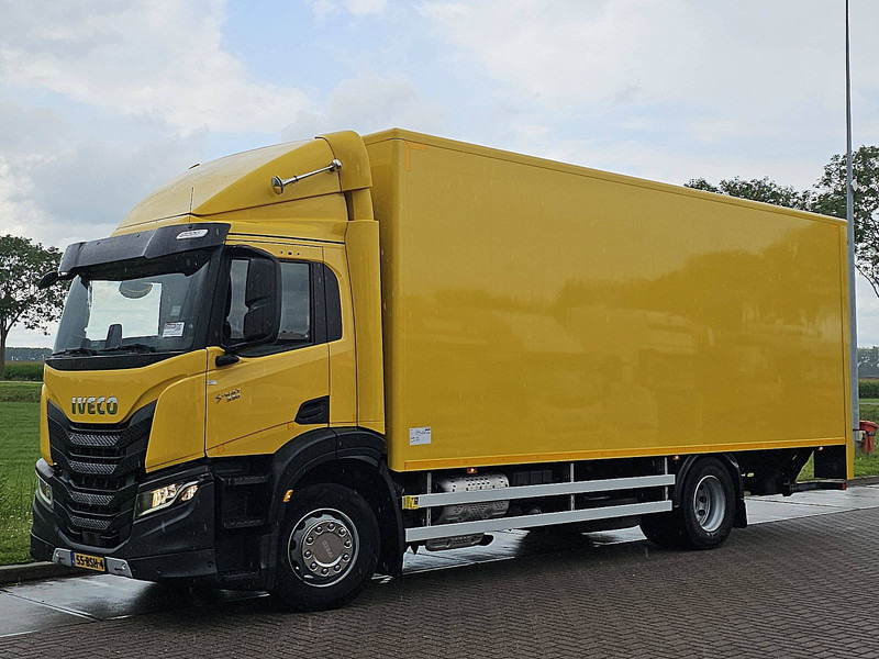 Iveco S-WAY AD190S33 2T TAILLIFT AIRCO - Φορτηγό κόφα: φωτογραφία 2 Iveco S-WAY AD190S33 2T TAILLIFT AIRCO - Φορτηγό κόφα: φωτογραφία 2