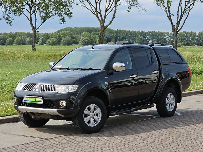 Mitsubishi L200 2.5 clima 4X4 RHD - Ημιφορτηγό: φωτογραφία 2 Mitsubishi L200 2.5 clima 4X4 RHD - Ημιφορτηγό: φωτογραφία 2