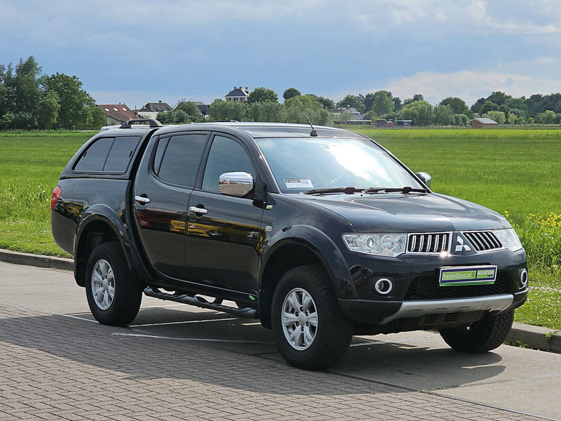 Mitsubishi L200 2.5 clima 4X4 RHD - Ημιφορτηγό: φωτογραφία 5 Mitsubishi L200 2.5 clima 4X4 RHD - Ημιφορτηγό: φωτογραφία 5