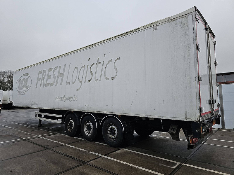 Renders Thermoking SL 200e - Επικαθήμενο ψυγείο: φωτογραφία 5 Renders Thermoking SL 200e - Επικαθήμενο ψυγείο: φωτογραφία 5