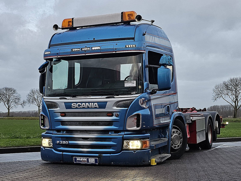 Scania P320 LOW ENTRY 6X2*4 HIAB - Φορτηγό φόρτωσης γάντζου: φωτογραφία 1 Scania P320 LOW ENTRY 6X2*4 HIAB - Φορτηγό φόρτωσης γάντζου: φωτογραφία 1
