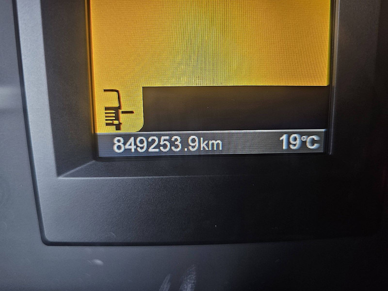 Φορτηγό με ανοιχτή καρότσα, Φορτηγό με γερανό Scania R490: φωτογραφία 8