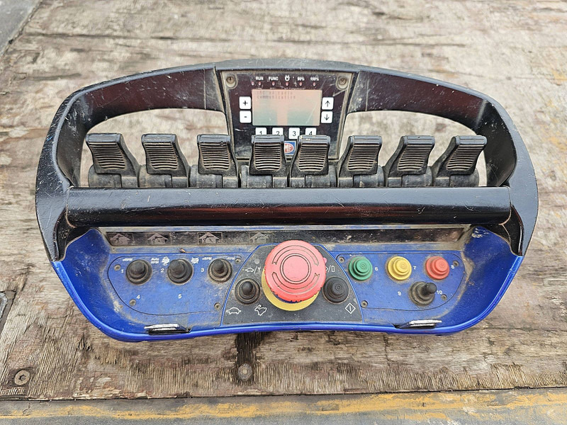 Φορτηγό με ανοιχτή καρότσα, Φορτηγό με γερανό Scania R490: φωτογραφία 14