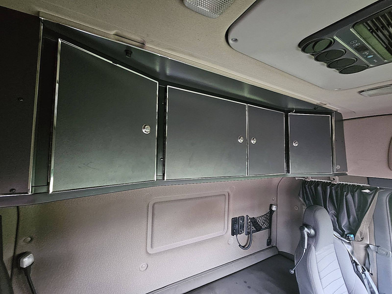 Φορτηγό με ανοιχτή καρότσα, Φορτηγό με γερανό Scania R490: φωτογραφία 11