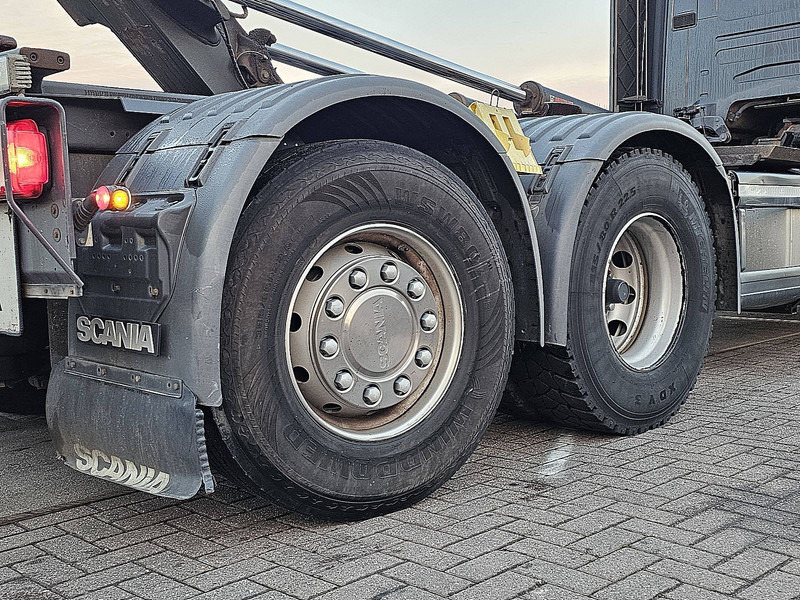 Φορτηγό φόρτωσης γάντζου Scania R520 V8 6X2*4 MAN. RET.: φωτογραφία 18 Φορτηγό φόρτωσης γάντζου Scania R520 V8 6X2*4 MAN. RET.: φωτογραφία 18