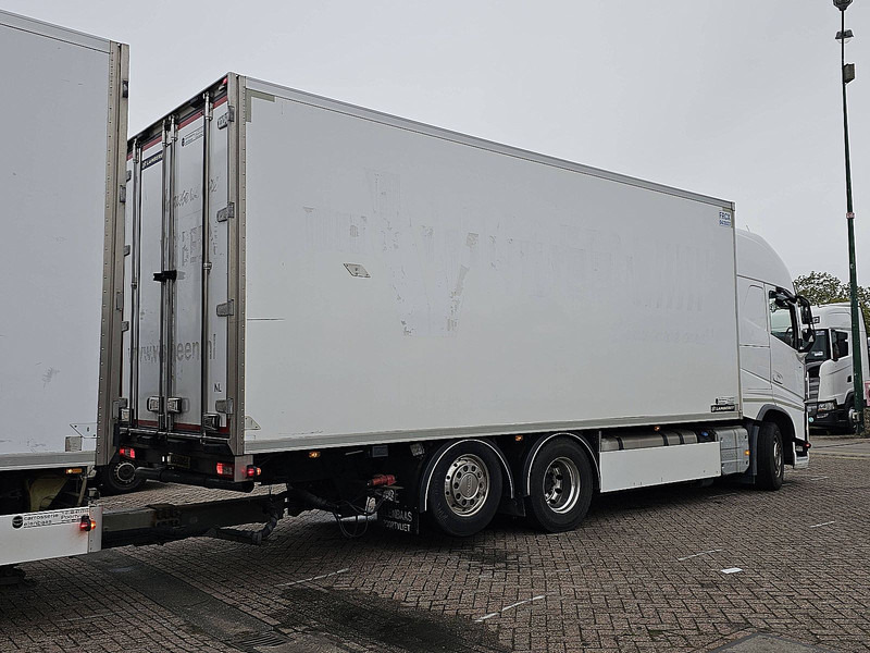 Volvo FH 460 6X2 LAMBERET COMBI - Φορτηγό ψυγείο: φωτογραφία 3 Volvo FH 460 6X2 LAMBERET COMBI - Φορτηγό ψυγείο: φωτογραφία 3