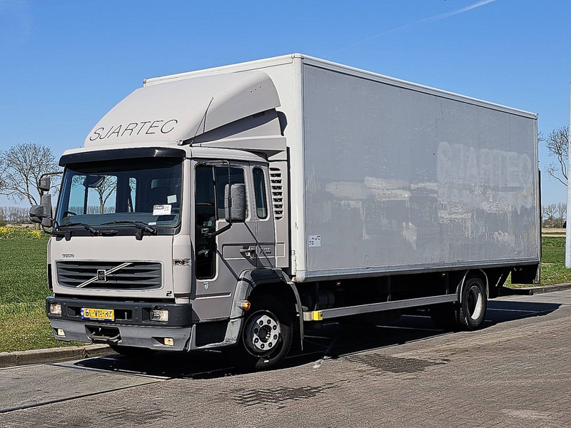 Volvo FL 614.180 NL-TRUCK TAILLIFT - Φορτηγό κόφα: φωτογραφία 2 Volvo FL 614.180 NL-TRUCK TAILLIFT - Φορτηγό κόφα: φωτογραφία 2