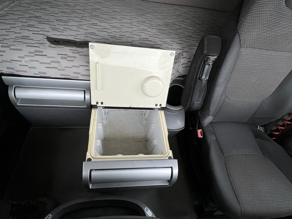 Daf XF 440 Euro6 Klimaanlage Motorbremse+ 2x Bett - Τράκτορας: φωτογραφία 3 Daf XF 440 Euro6 Klimaanlage Motorbremse+ 2x Bett - Τράκτορας: φωτογραφία 3