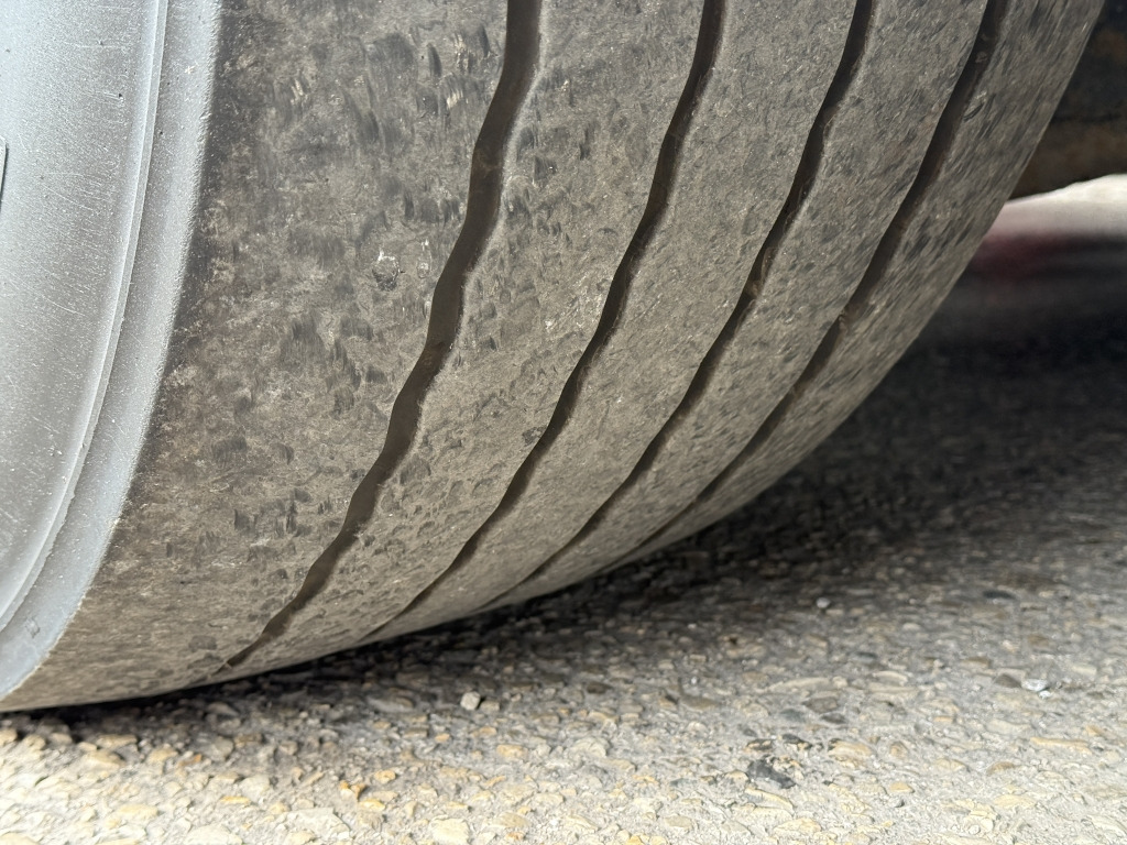 MAN TGX 18.440 EEV Klima 3-fach Motorbremse 2xTank - Τράκτορας: φωτογραφία 4 MAN TGX 18.440 EEV Klima 3-fach Motorbremse 2xTank - Τράκτορας: φωτογραφία 4