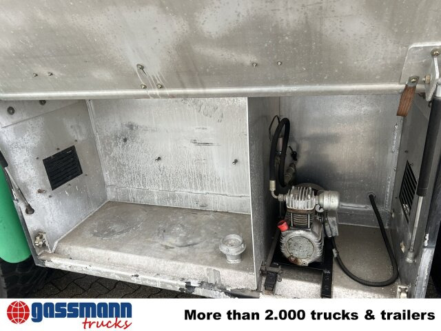 Iveco 190EH30 4x4 - Φορτηγό βυτιοφόρο: φωτογραφία 3 Iveco 190EH30 4x4 - Φορτηγό βυτιοφόρο: φωτογραφία 3