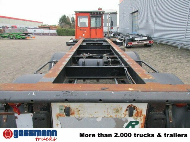 Kässbohrer SC 24-36 - Επικαθήμενο μεταφοράς εμπορευματοκιβωτίων/ Κινητό αμάξωμα: φωτογραφία 5 Kässbohrer SC 24-36 - Επικαθήμενο μεταφοράς εμπορευματοκιβωτίων/ Κινητό αμάξωμα: φωτογραφία 5