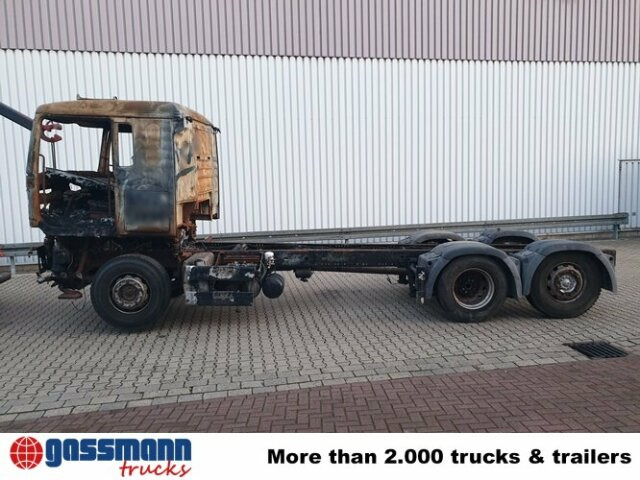 MAN TGA 26.440 6x2 BL Brandschaden - Φορτηγό σασί: φωτογραφία 4 MAN TGA 26.440 6x2 BL Brandschaden - Φορτηγό σασί: φωτογραφία 4