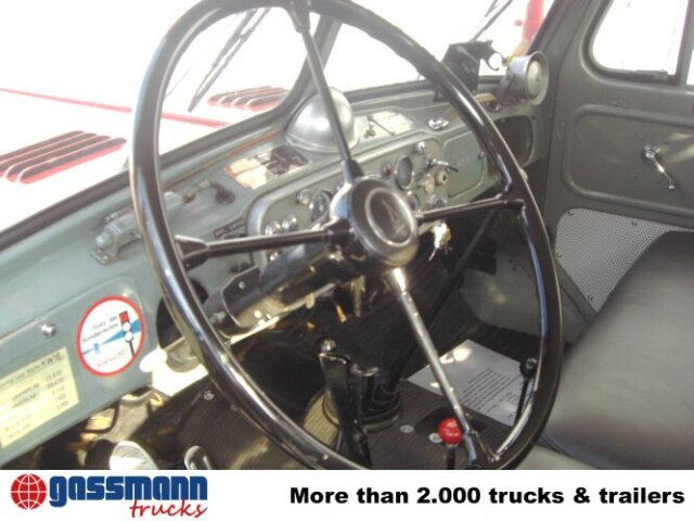 Magirus Deutz MAGIRUS URANUS 250D22 KW 16 Feuerwehr Kranwagen - Πυροσβεστικό όχημα, Φορτηγό με γερανό: φωτογραφία 2 Magirus Deutz MAGIRUS URANUS 250D22 KW 16 Feuerwehr Kranwagen - Πυροσβεστικό όχημα, Φορτηγό με γερανό: φωτογραφία 2