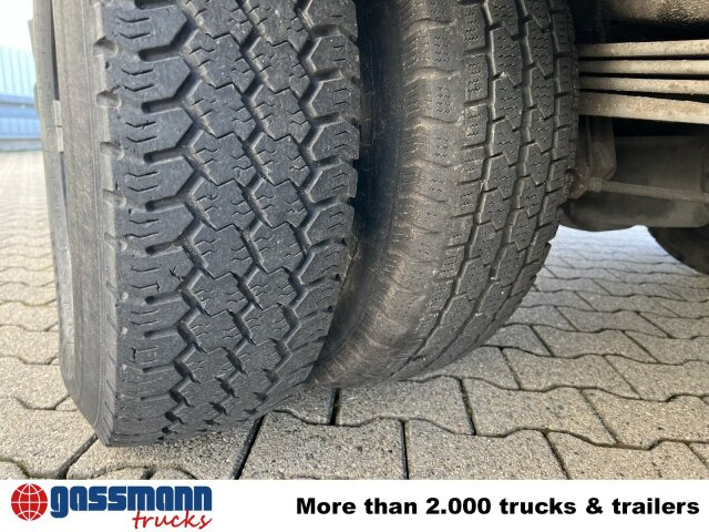 Mercedes-Benz 711 D-KA 4x2, Standklima, 11-Sitze, 2 x on stock - Μικρό λεωφορείο, Επιβατικό βαν: φωτογραφία 3 Mercedes-Benz 711 D-KA 4x2, Standklima, 11-Sitze, 2 x on stock - Μικρό λεωφορείο, Επιβατικό βαν: φωτογραφία 3