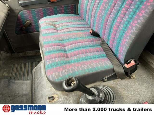 Mercedes-Benz 811 K 4x2 - Φορτηγό ανατρεπόμενο: φωτογραφία 4 Mercedes-Benz 811 K 4x2 - Φορτηγό ανατρεπόμενο: φωτογραφία 4