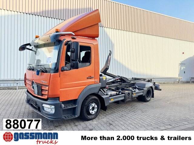 Mercedes-Benz Atego 824 L 4x2, Motorabtrieb, City-Abroller - Φορτηγό φόρτωσης γάντζου: φωτογραφία 1 Mercedes-Benz Atego 824 L 4x2, Motorabtrieb, City-Abroller - Φορτηγό φόρτωσης γάντζου: φωτογραφία 1