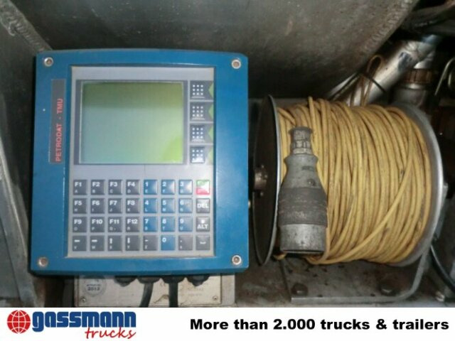 Mercedes-Benz SK 1824 L 4x2, Esterer Tankaufbau ca. 13.100l, 2 - Φορτηγό βυτιοφόρο: φωτογραφία 4 Mercedes-Benz SK 1824 L 4x2, Esterer Tankaufbau ca. 13.100l, 2 - Φορτηγό βυτιοφόρο: φωτογραφία 4