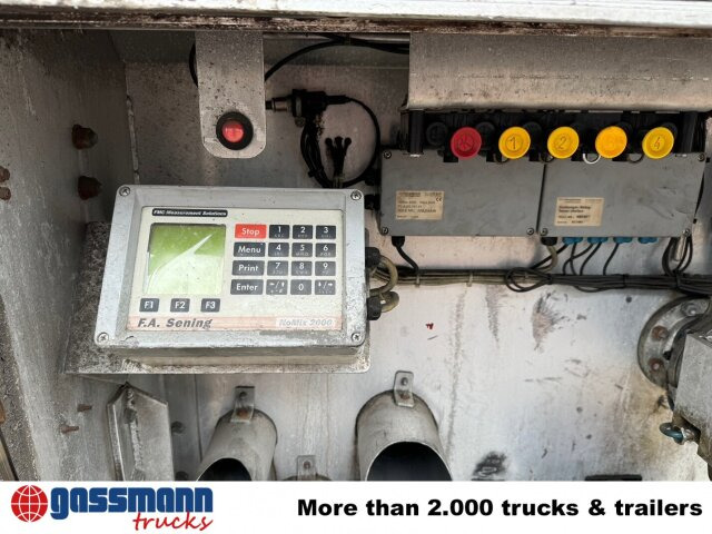 Schrader Z-STA 24-42.7/4, 4 Kammern, ca. 42700l, 2x - Επικαθήμενο βυτίο: φωτογραφία 3 Schrader Z-STA 24-42.7/4, 4 Kammern, ca. 42700l, 2x - Επικαθήμενο βυτίο: φωτογραφία 3