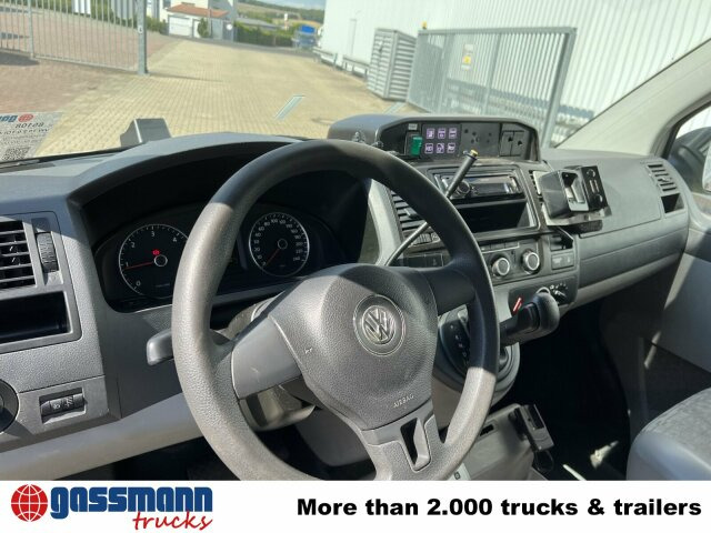 Volkswagen T5 2.0 TDI 4x2, Krankenwagen - Ασθενοφόρο: φωτογραφία 4 Volkswagen T5 2.0 TDI 4x2, Krankenwagen - Ασθενοφόρο: φωτογραφία 4