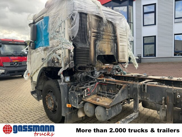 Volvo FM 380 6x4 R mit Brandschaden - Φορτηγό ανατρεπόμενο: φωτογραφία 2 Volvo FM 380 6x4 R mit Brandschaden - Φορτηγό ανατρεπόμενο: φωτογραφία 2