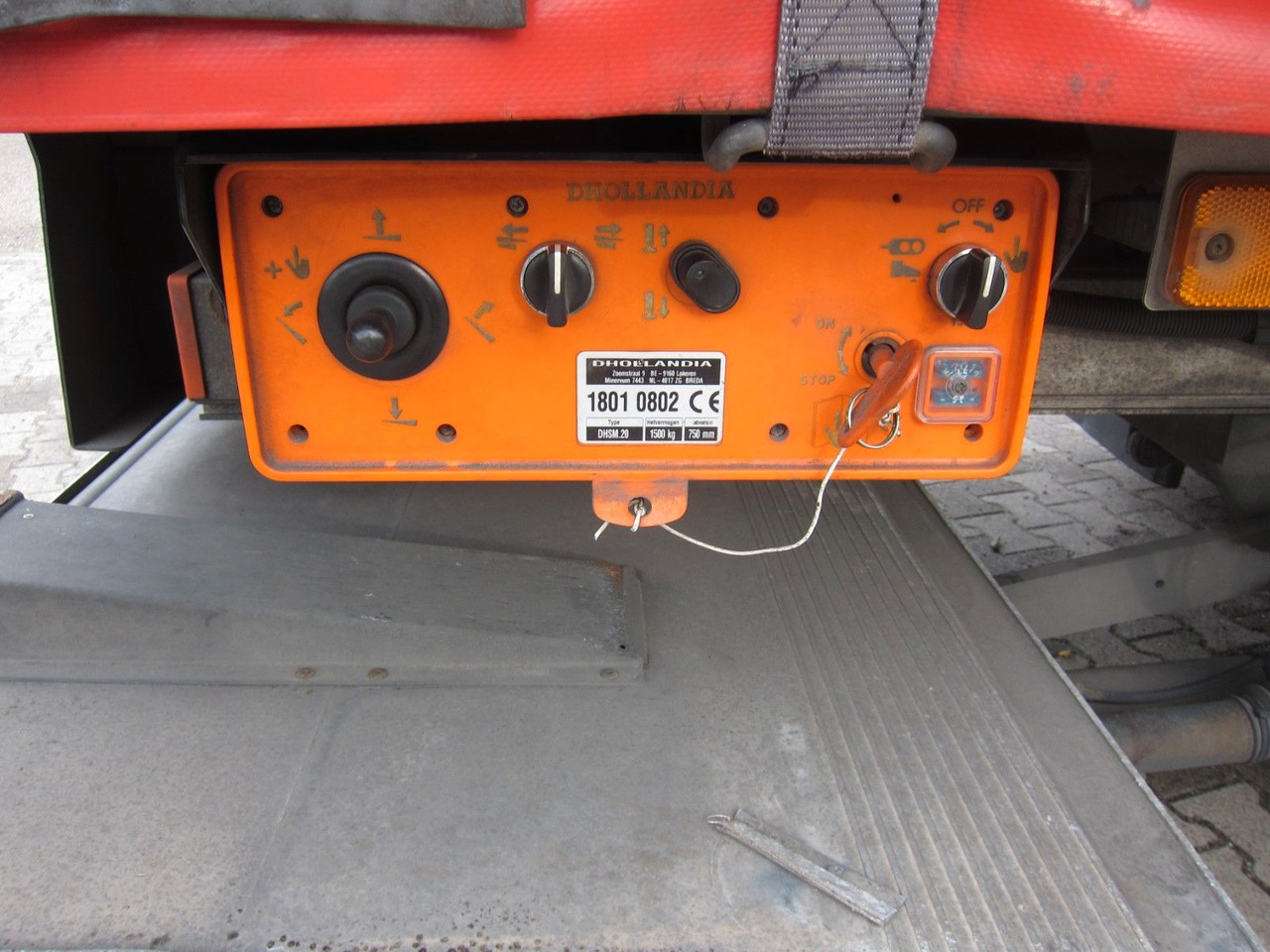 Φορτηγό μουσαμάς DAF CF 230 19T Schiebeplane LDW Portalturen: φωτογραφία 8