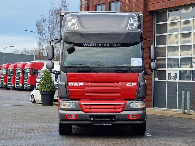DAF CF 360 SpaceCab 6x2*4 - Menke Janzen Livestock 1 deck 20.78M2 - Steering axle - Euro 5 - Φορτηγό μεταφορά ζώων: φωτογραφία 3 DAF CF 360 SpaceCab 6x2*4 - Menke Janzen Livestock 1 deck 20.78M2 - Steering axle - Euro 5 - Φορτηγό μεταφορά ζώων: φωτογραφία 3