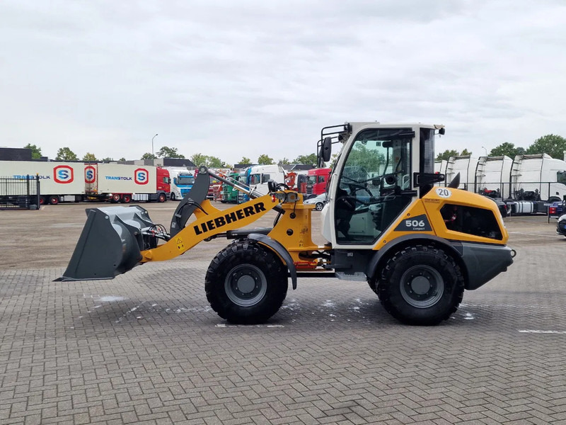 Liebherr L506 compact - New - Bucket + pallet forks - 46 KW - Ελαστιχοφόρος φορτωτής: φωτογραφία 4 Liebherr L506 compact - New - Bucket + pallet forks - 46 KW - Ελαστιχοφόρος φορτωτής: φωτογραφία 4