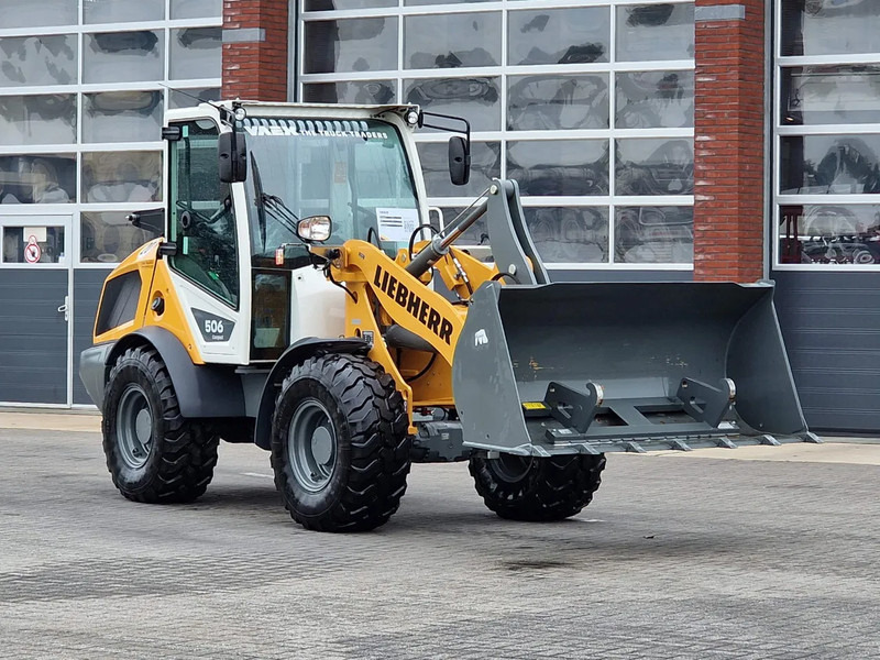 Liebherr L506 compact - New - Bucket + pallet forks - 46 KW - Ελαστιχοφόρος φορτωτής: φωτογραφία 1 Liebherr L506 compact - New - Bucket + pallet forks - 46 KW - Ελαστιχοφόρος φορτωτής: φωτογραφία 1