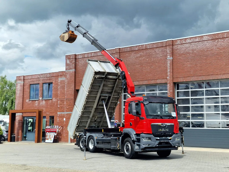 MAN TGS 26.360 6x4 Hydrodrive / Crane HMF1920K-RCS / 3 way tipper HMF / Low KM 110.700! - Φορτηγό με γερανό: φωτογραφία 1 MAN TGS 26.360 6x4 Hydrodrive / Crane HMF1920K-RCS / 3 way tipper HMF / Low KM 110.700! - Φορτηγό με γερανό: φωτογραφία 1