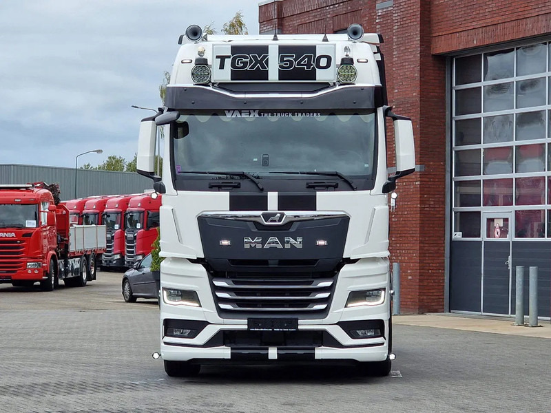 MAN TGX 18.540 GX - New - Retarder - Night clima - Alcoa - Show truck - Lightbar - - Τράκτορας: φωτογραφία 2 MAN TGX 18.540 GX - New - Retarder - Night clima - Alcoa - Show truck - Lightbar - - Τράκτορας: φωτογραφία 2