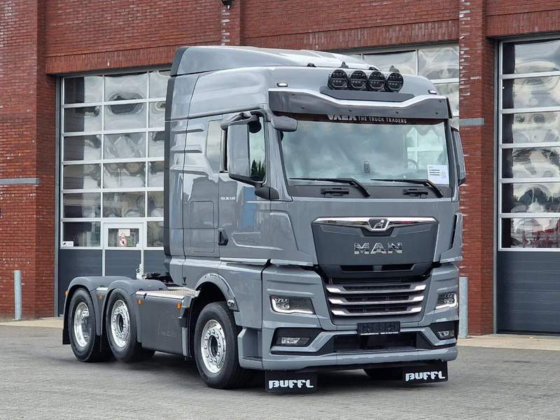 MAN TGX 26.540 6x2/4 - New - Retarder - PTO - Custom exterior - Chassis cover - NEW - Τράκτορας: φωτογραφία 1 MAN TGX 26.540 6x2/4 - New - Retarder - PTO - Custom exterior - Chassis cover - NEW - Τράκτορας: φωτογραφία 1