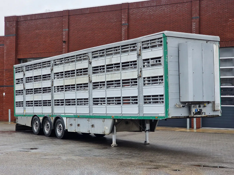 Pezzaioli 4 deck - Water & Ventilation - Lifting floors - Lifting roof - Επικαθήμενο μεταφορά ζώων: φωτογραφία 2 Pezzaioli 4 deck - Water & Ventilation - Lifting floors - Lifting roof - Επικαθήμενο μεταφορά ζώων: φωτογραφία 2