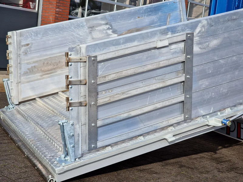 Μίσθωση Pezzaioli New 3 stock livestock trailer 95.4M2 - Water & Ventilation - Lifting floors - Lifting roof - Lift axle Pezzaioli New 3 stock livestock trailer 95.4M2 - Water & Ventilation - Lifting floors - Lifting roof - Lift axle: φωτογραφία 14 Μίσθωση Pezzaioli New 3 stock livestock trailer 95.4M2 - Water & Ventilation - Lifting floors - Lifting roof - Lift axle Pezzaioli New 3 stock livestock trailer 95.4M2 - Water & Ventilation - Lifting floors - Lifting roof - Lift axle: φωτογραφία 14