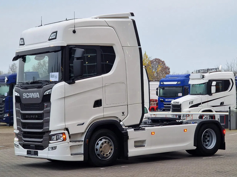 Scania 500S NGS Highline 4x2 - NEW - Retarder - Full air - New dashboard - Led - Full spoiler - 2x tank - Τράκτορας: φωτογραφία 3 Scania 500S NGS Highline 4x2 - NEW - Retarder - Full air - New dashboard - Led - Full spoiler - 2x tank - Τράκτορας: φωτογραφία 3