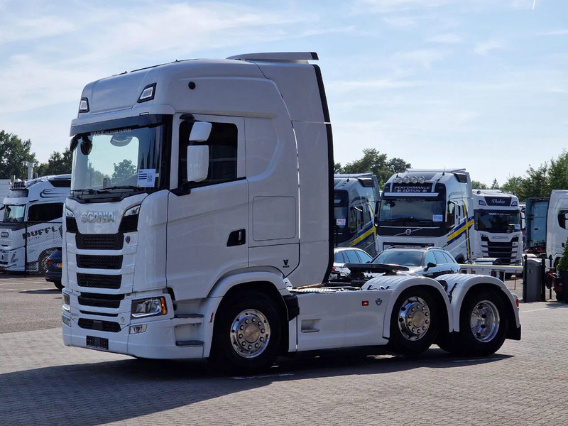 Scania 660S V8 NGS Highline 6x2/4 - New - Old dashboard - Full spec - Retarder - Night clima - Led - Leather - Navi - Τράκτορας: φωτογραφία 3 Scania 660S V8 NGS Highline 6x2/4 - New - Old dashboard - Full spec - Retarder - Night clima - Led - Leather - Navi - Τράκτορας: φωτογραφία 3